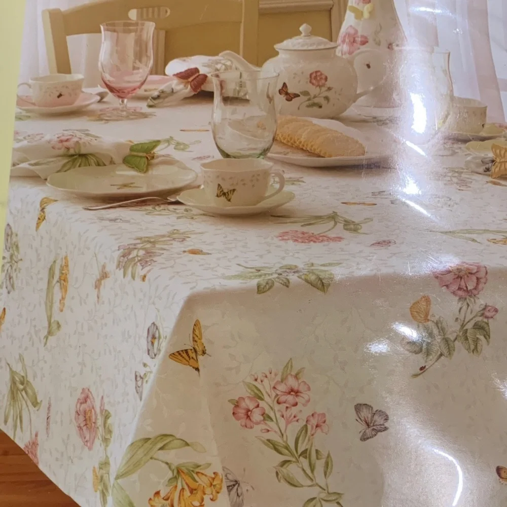 Lenox  Butterfly Meadow Tablecloth with Floral Accents